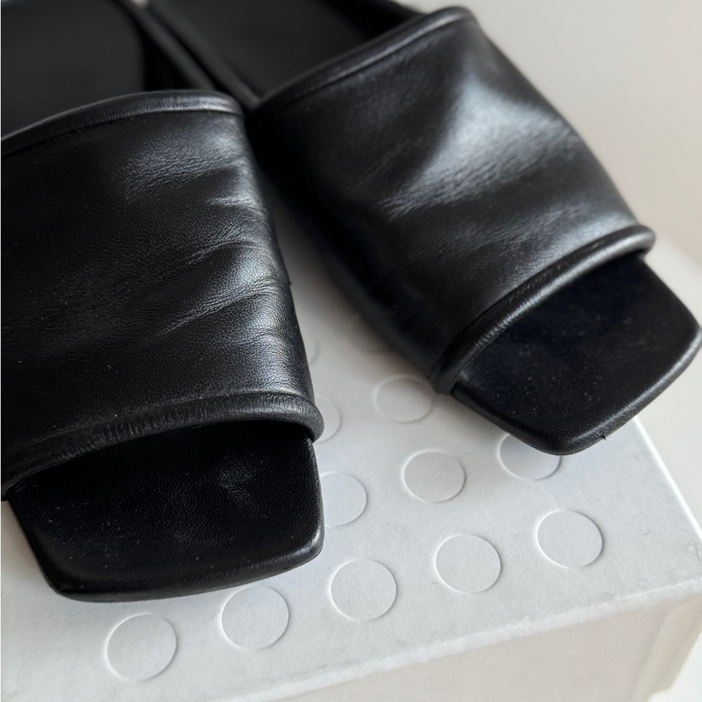 Khaite Stagg Leather Flats - Picture 6 of 7